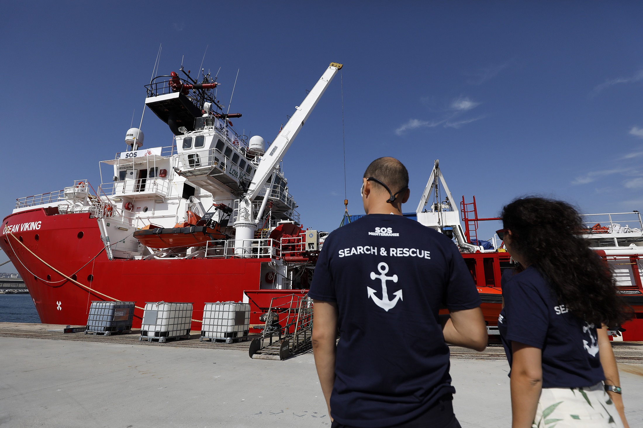A francia főváros továbbra is bőkezűen támogatja a migránsmentő szervezetet