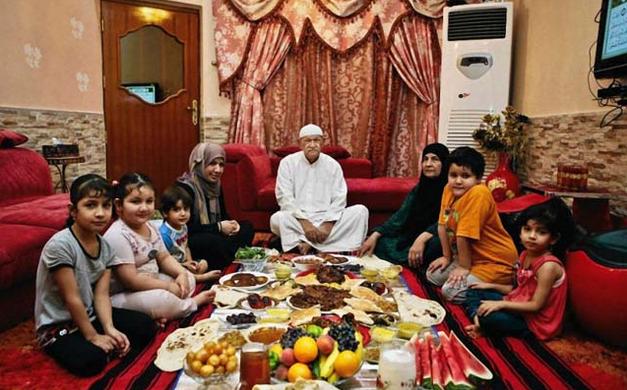 Franciaországban és Londonban is lázban égnek a ramadán miatt – videó