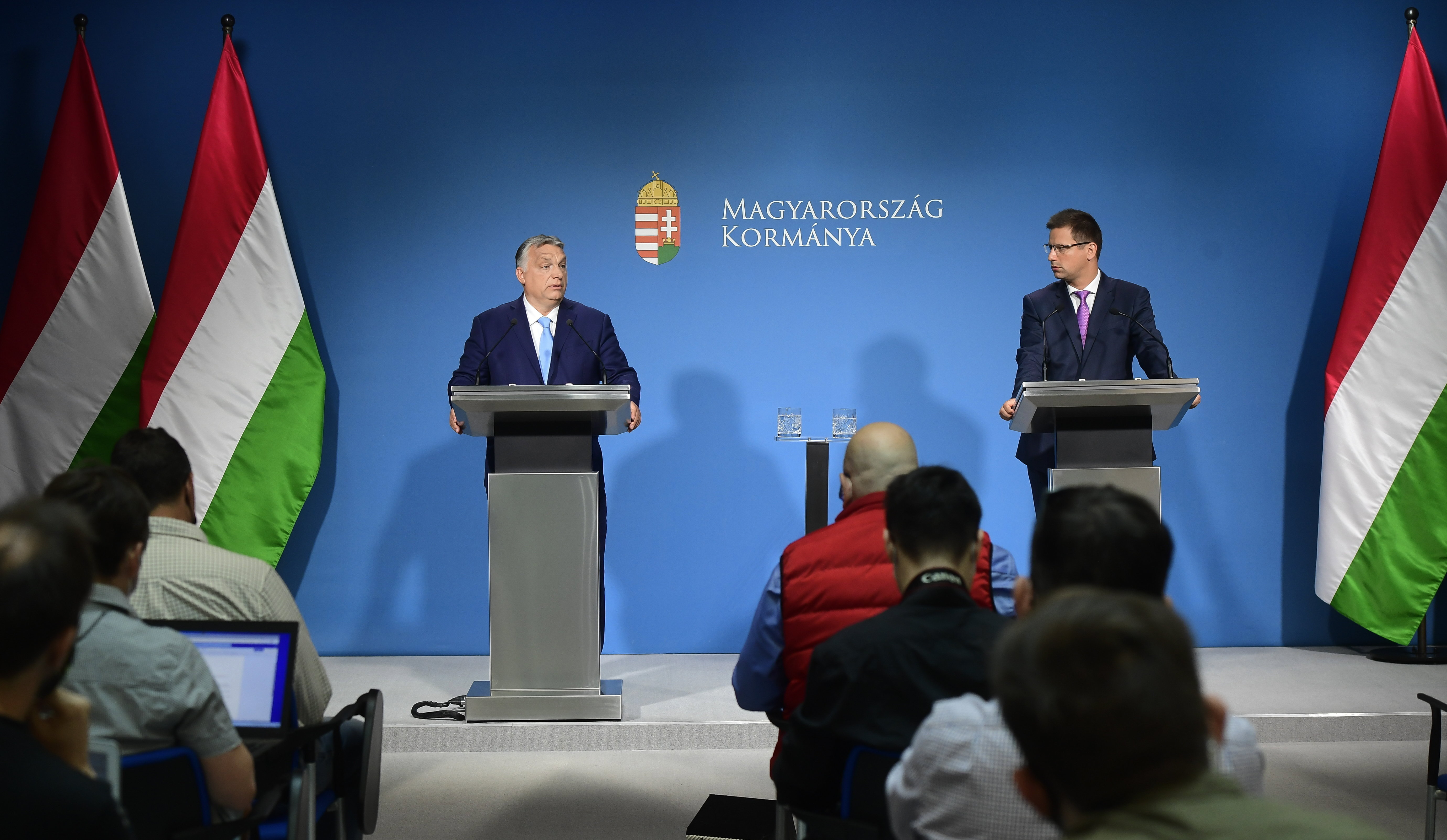 Orbán Viktor: Olyan évtizedre készülünk, amelyet a járványok és népvándorlások jellemeznek majd