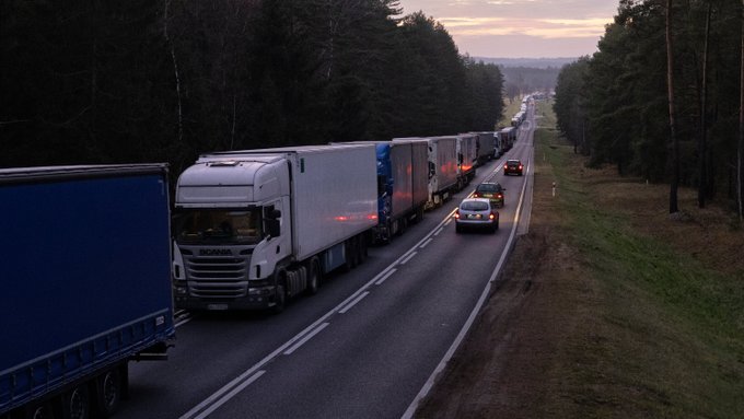 Transport industry barely afloat due to labour shortages and soaring fuel prices