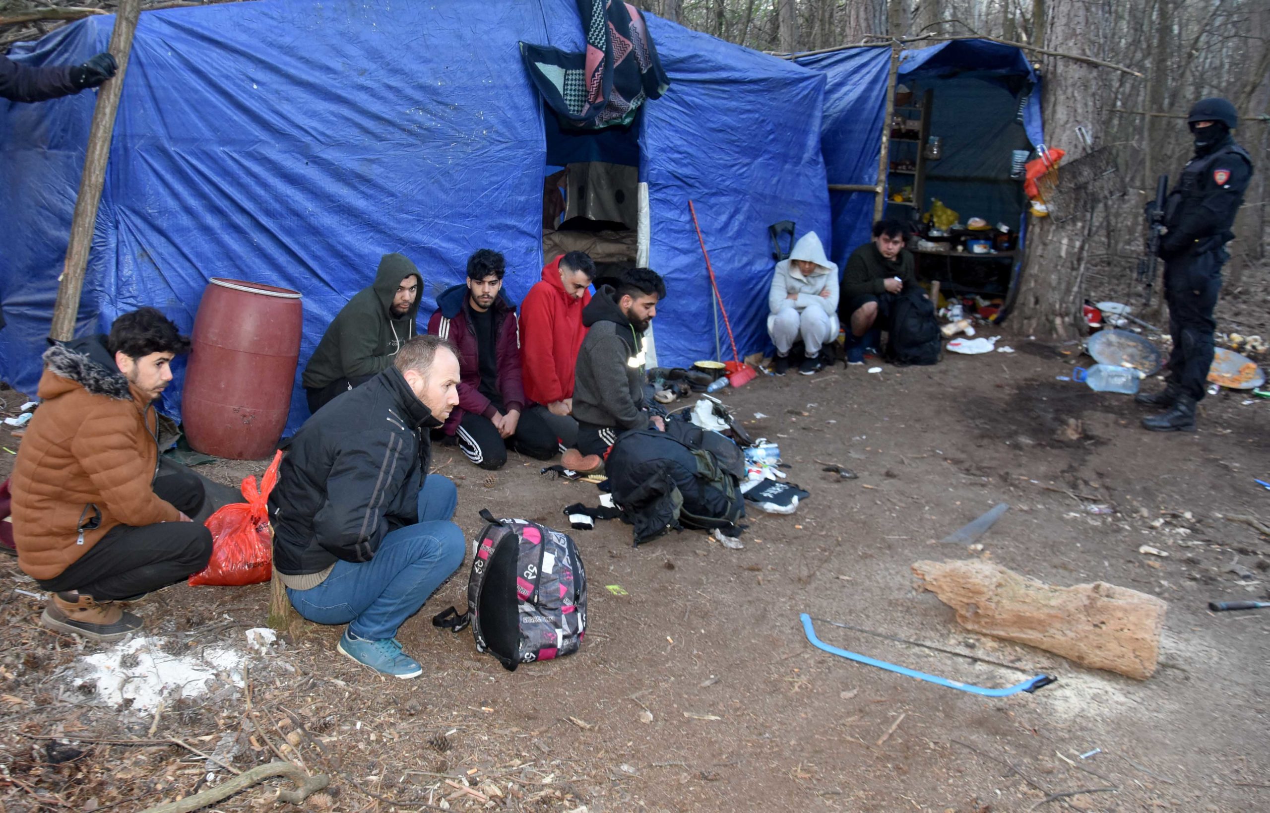 Milliószámra küldi el a migránsokat Törökország