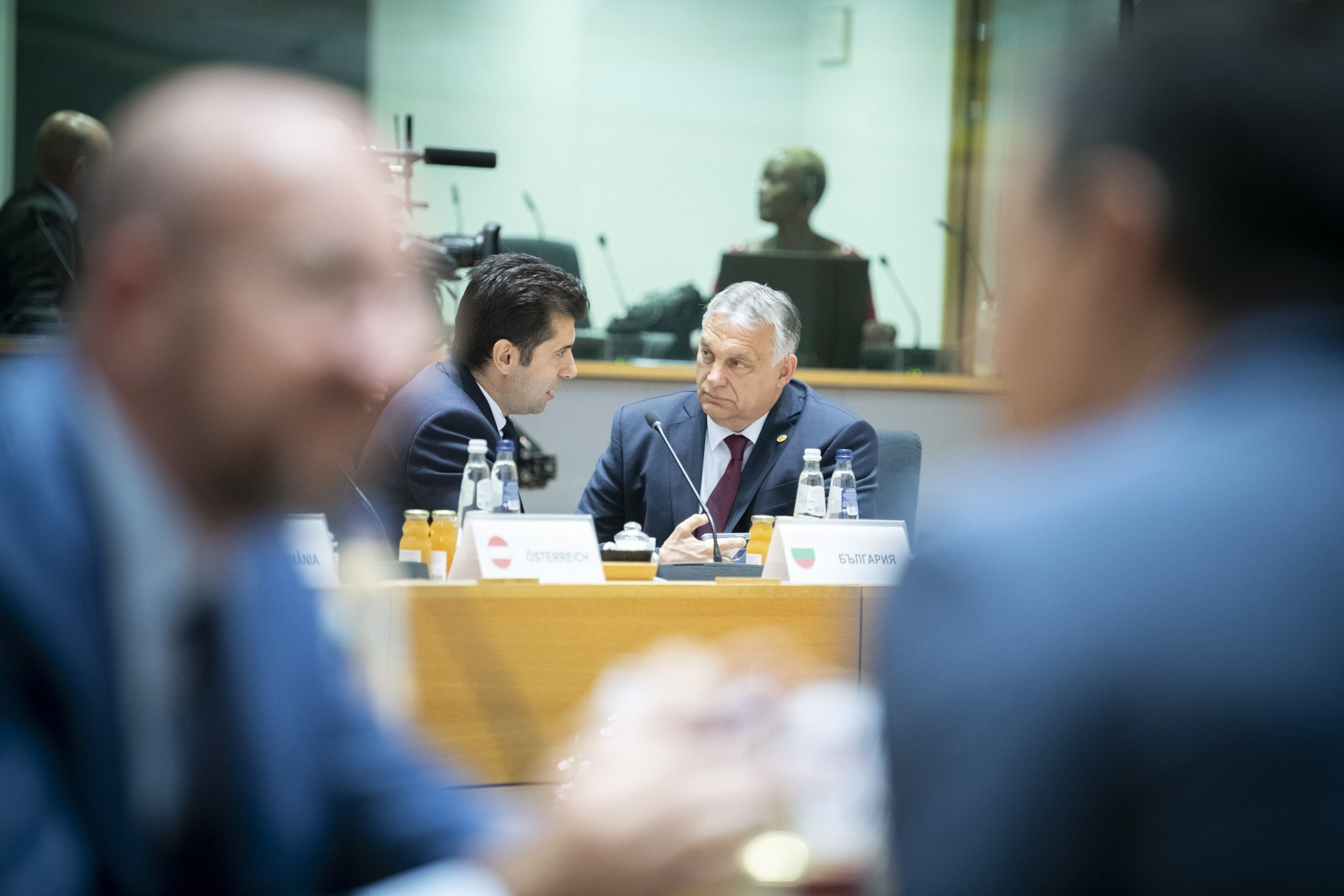 Orbán Viktor: Igent mondunk a békére, és nemet mondunk a további szankciókra!