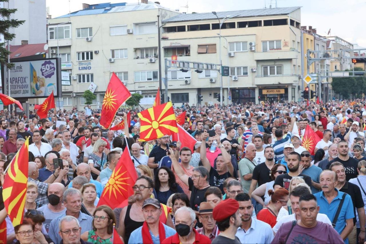 Macedón tüntetők: Nem kell nekünk az EU, ha azzal elveszítjük a saját identitásunkat