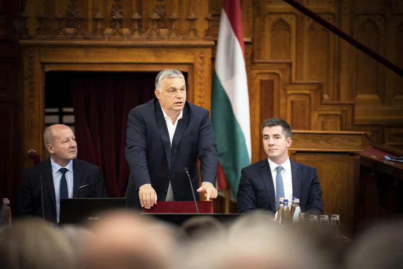 Orbán Viktor: Megvédjük Magyarországot!