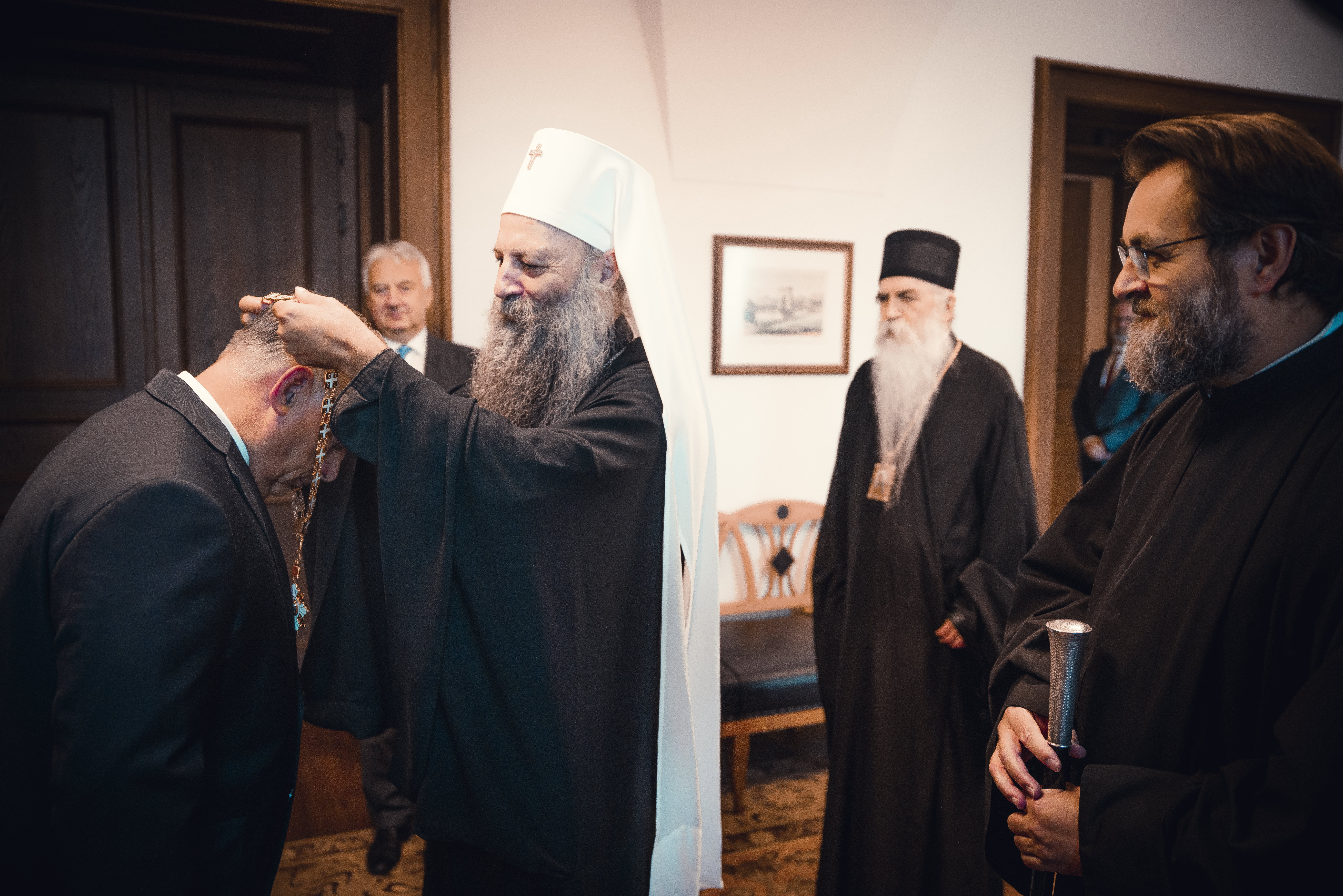 A szerb ortodox pátriárka kitüntette Orbán Viktort