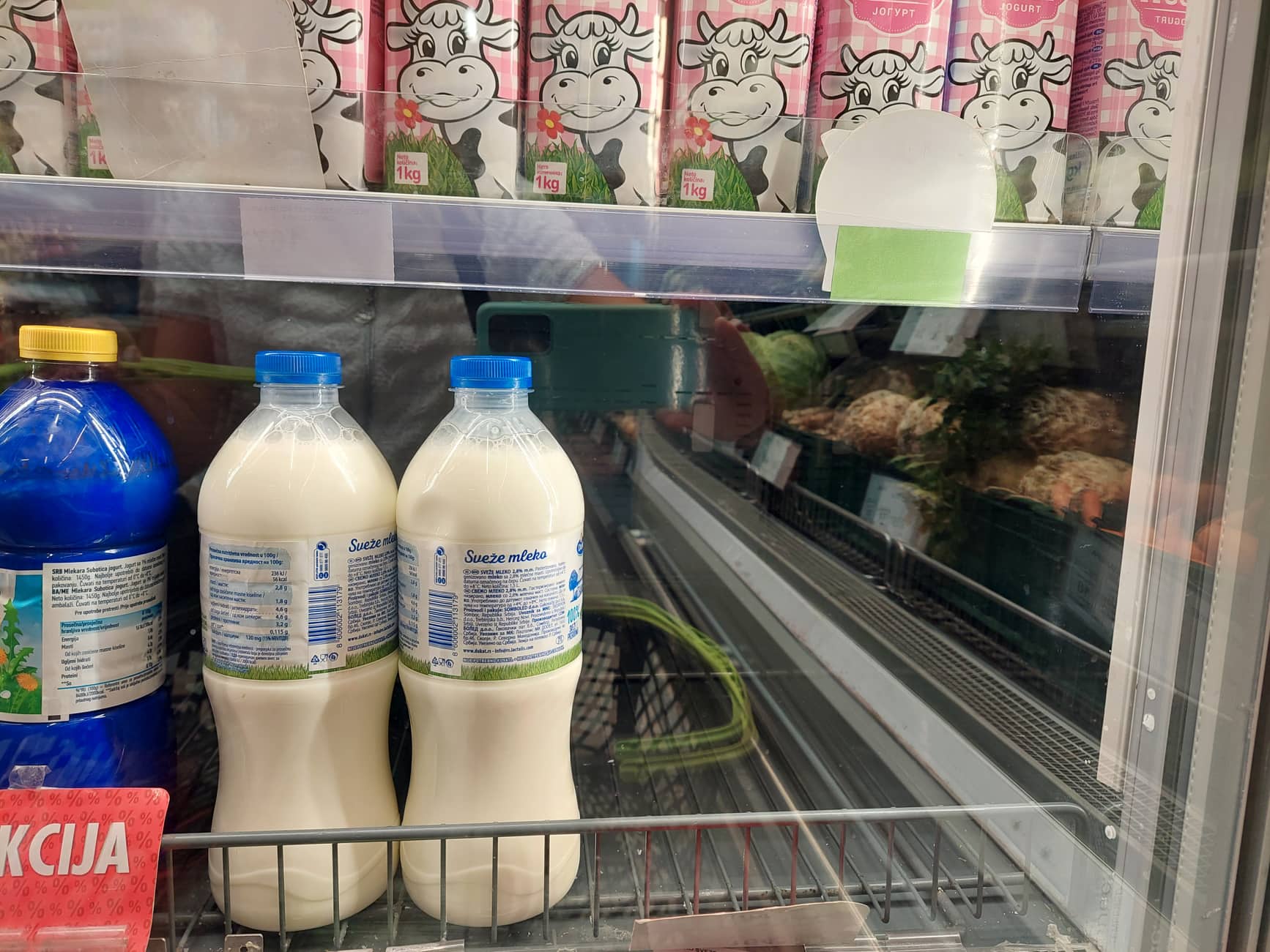 Alig van tej a boltokban Szerbiában, megtiltották a kivitelt