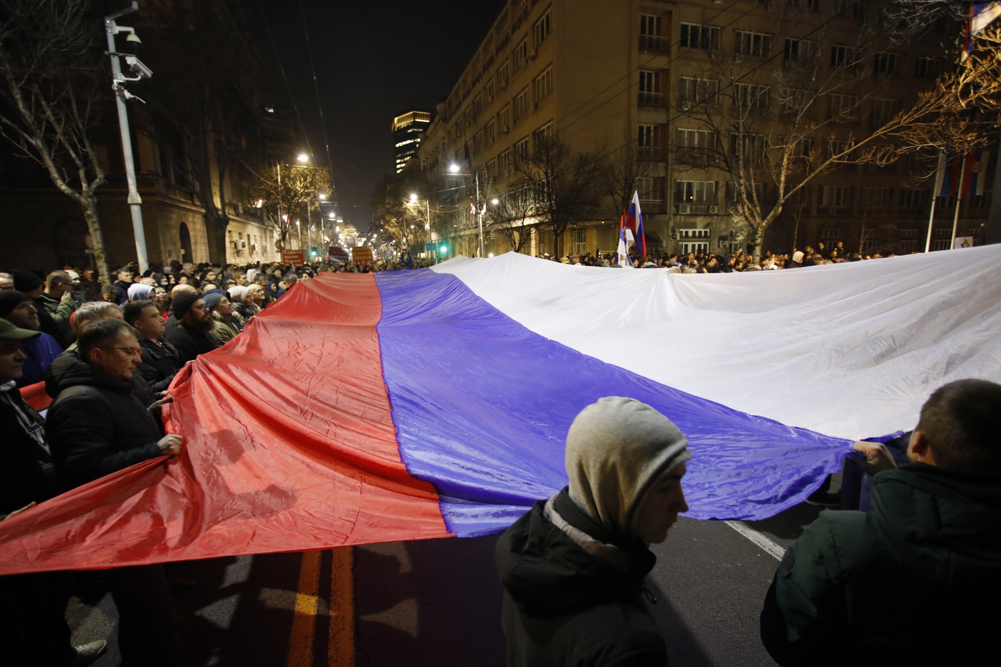 Külügyminiszter: puccskísérlet Belgrádban – videókkal