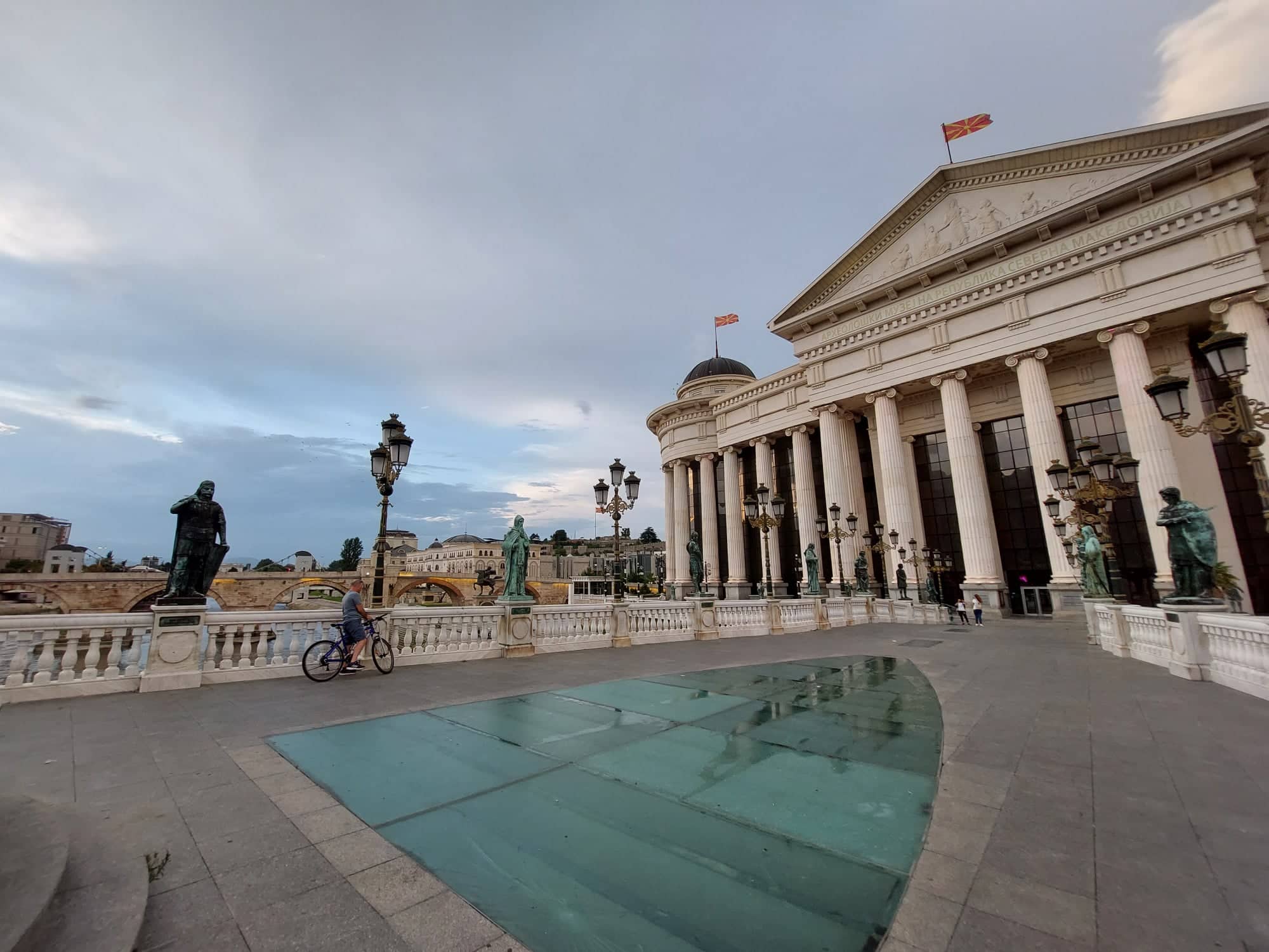 Egyre kevésbé hisznek az EU-s csatlakozásban Észak-Macedóniában
