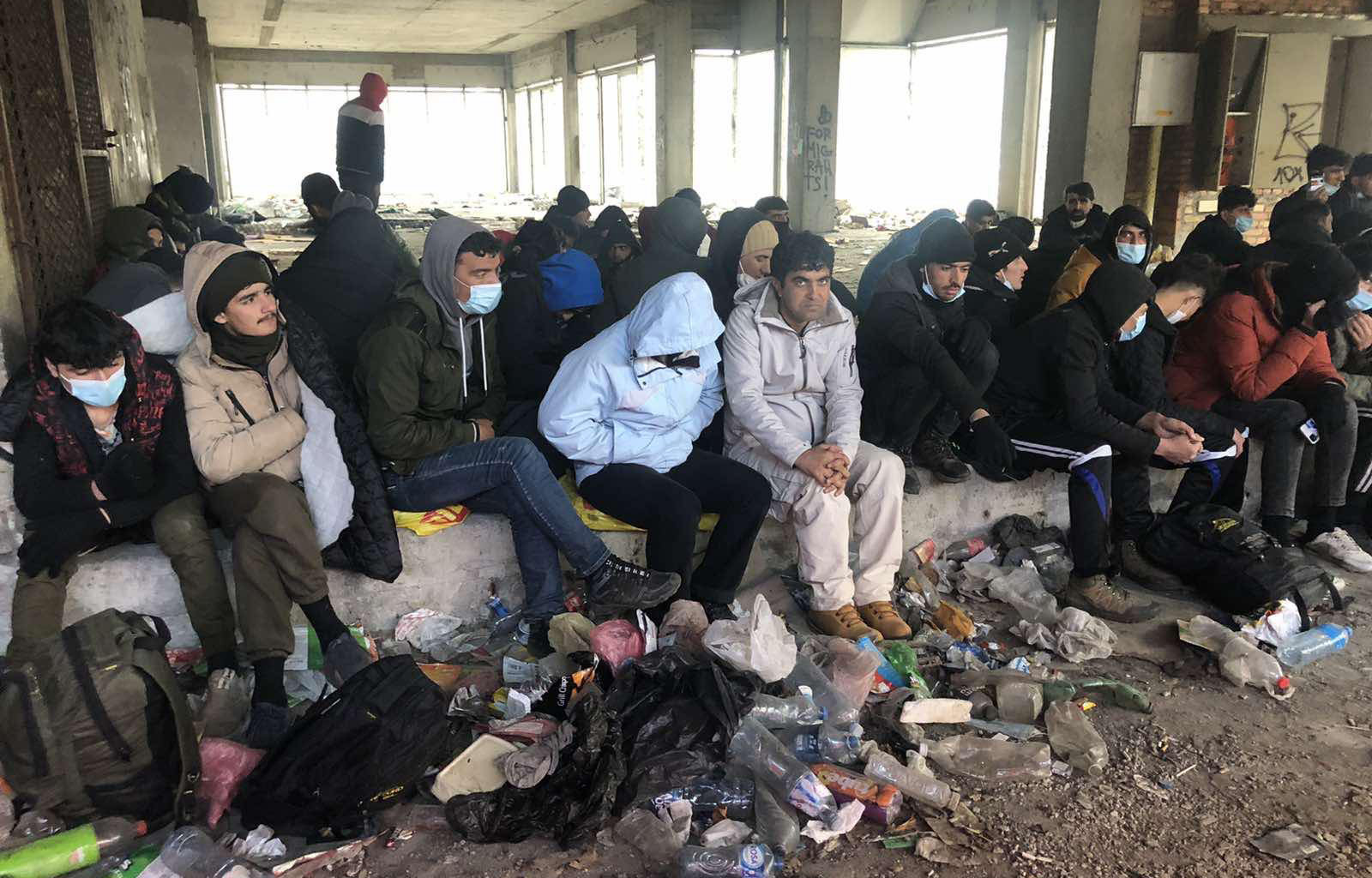 Balkan countries face aggressive migrants, as migration pressure grows