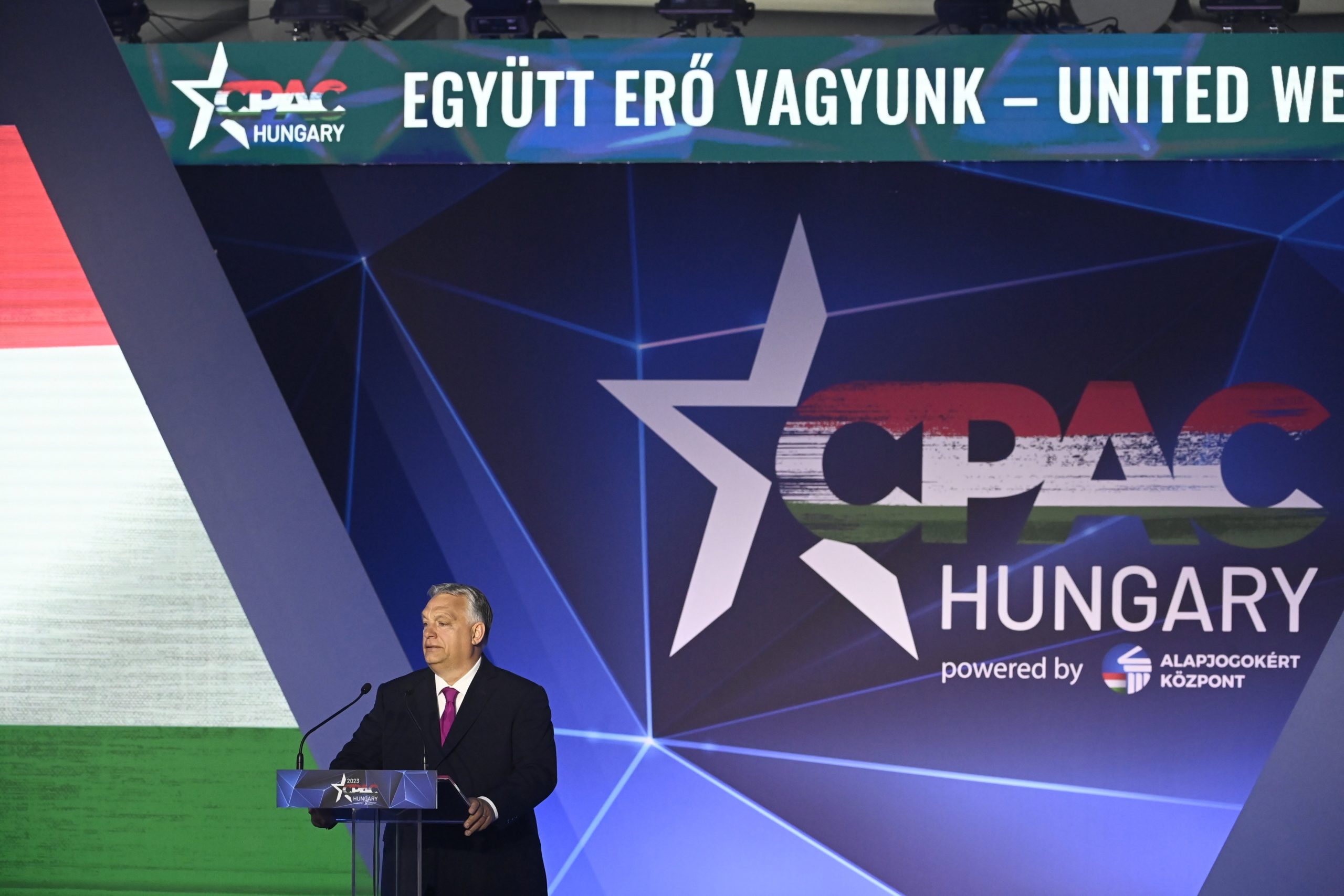 Orbán Viktor: Magyarország egy inkubátor, ahol a jövő konzervatív politikáját kikísérletezik