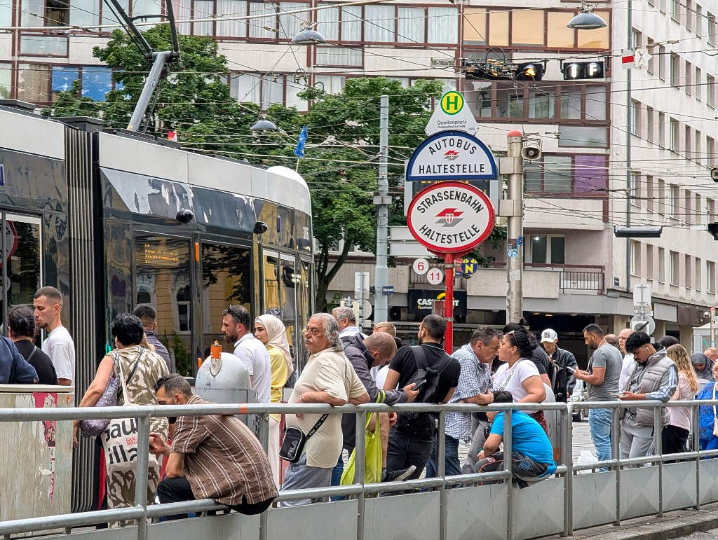 Írástudatlanság, képzetlenség és munkanélküliség jellemzi a migránsokat