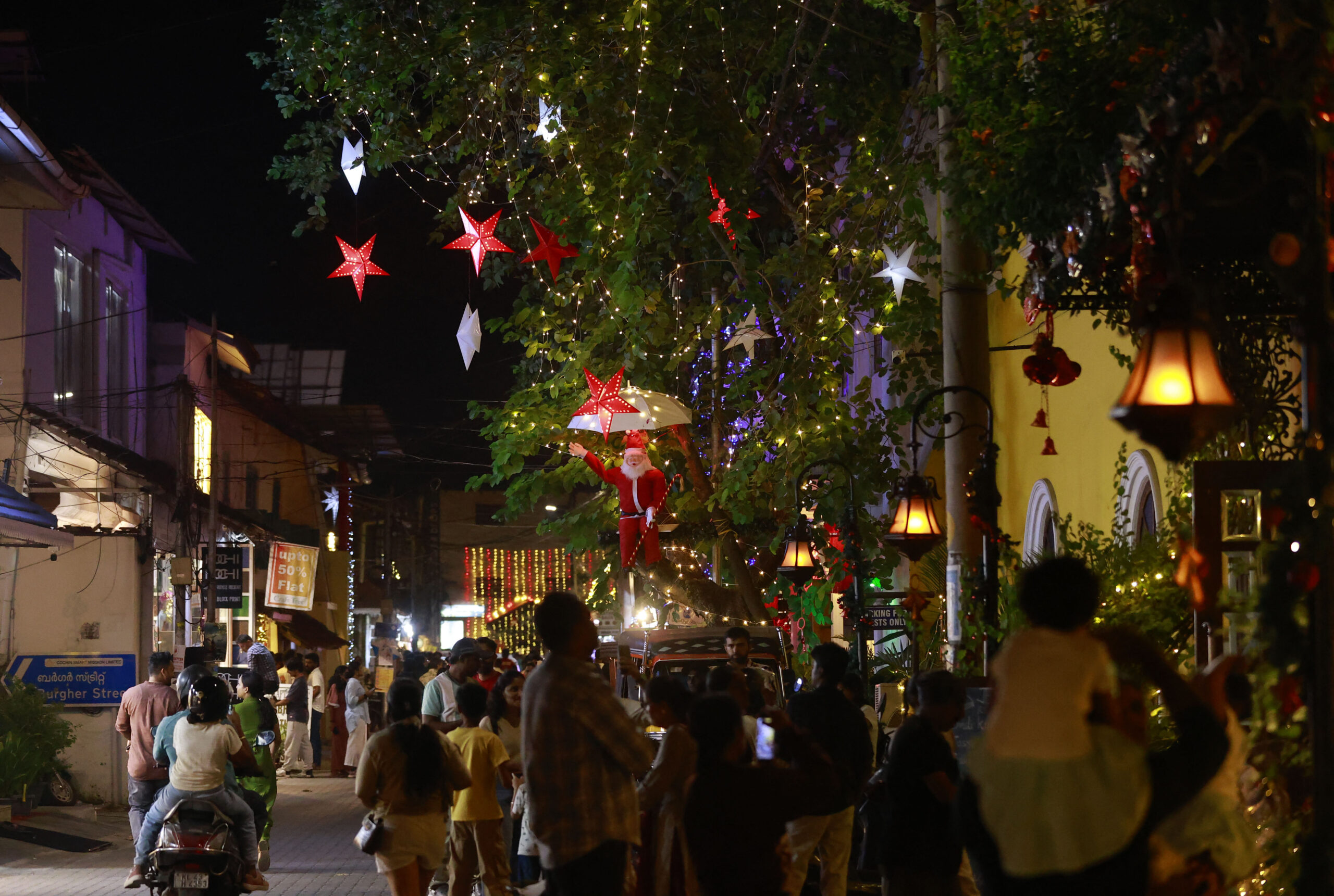Christmas Trees And Mistletoe — The Origins Of Our Festive Traditions