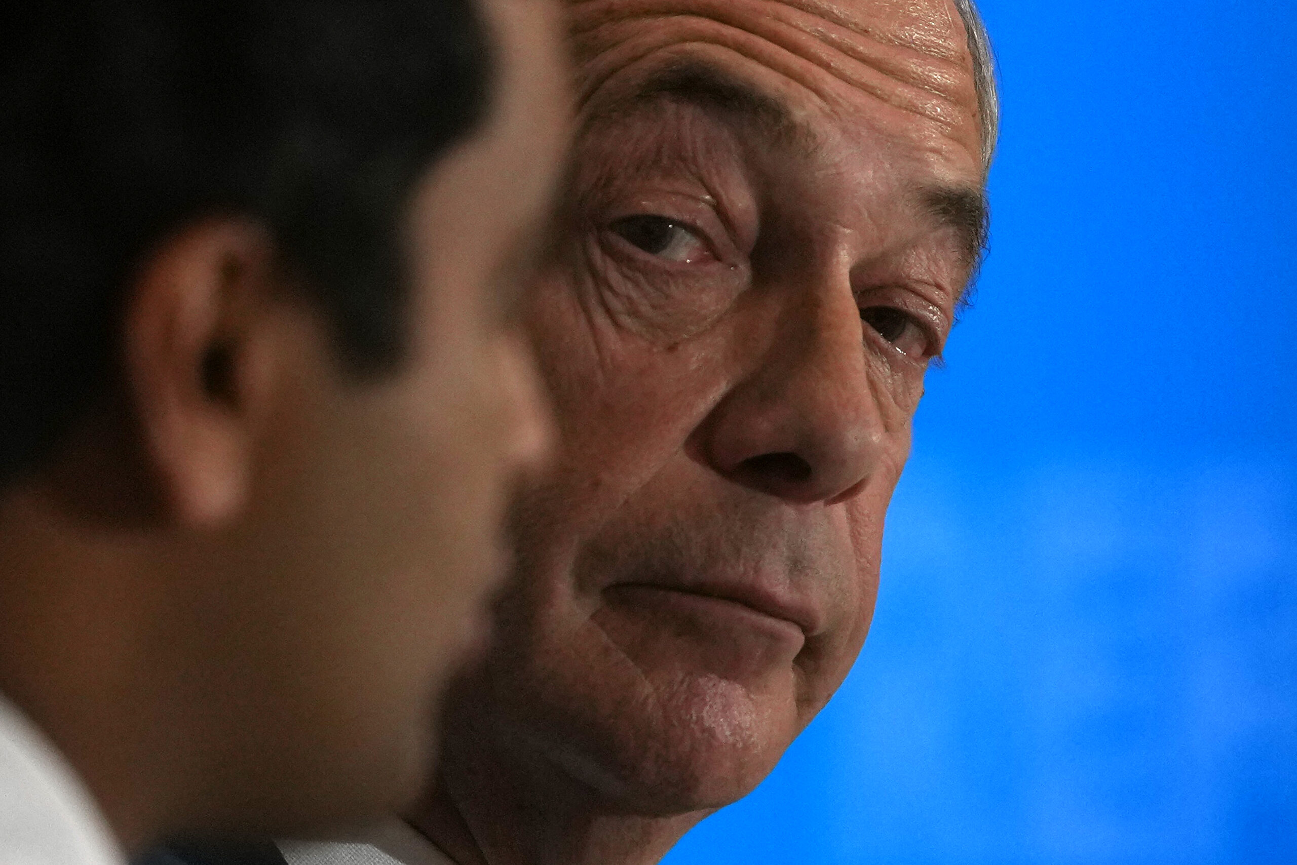 Semmitől nem riadnak vissza, hogy ellehetetlenítsék Nigel Farage-t