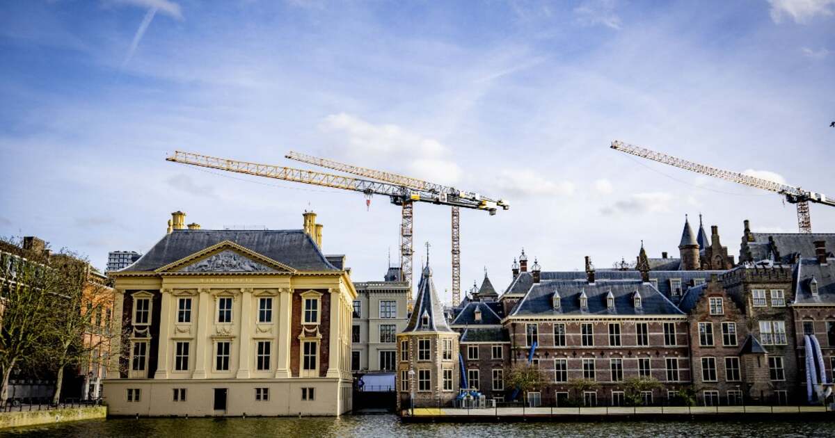 France Warns: Brussels Courting Islamists – Muslim Brotherhood Infiltrates the EU