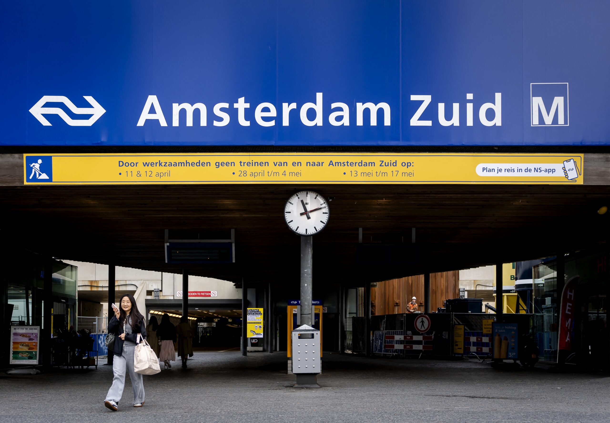 Terror Hollandiában: egy 17 éves fiút tartóztattak le