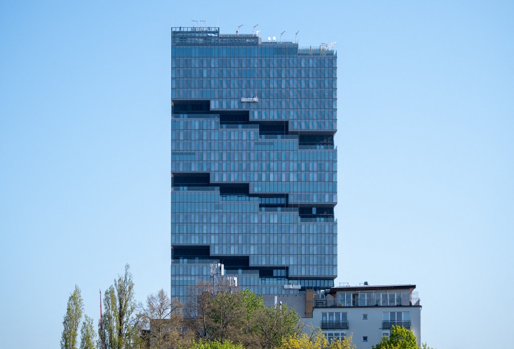 A terrorizmusról szóló konferencia szervezői a berlini Amazon-torony felgyújtására szólítottak fel