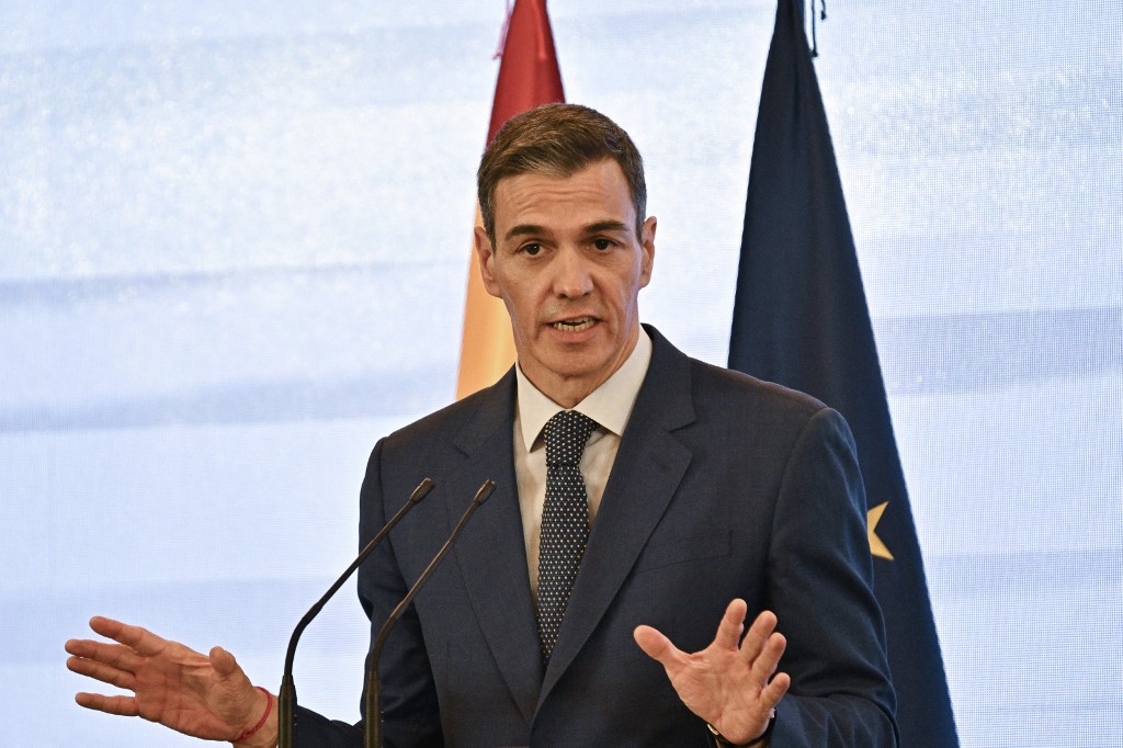 A korrupciós ügyek után újra célpontba került a spanyol kormány
