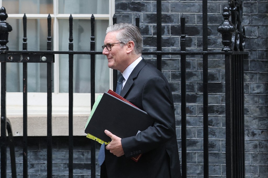  A Reform UK erősödik, a Munkáspárt szétesik